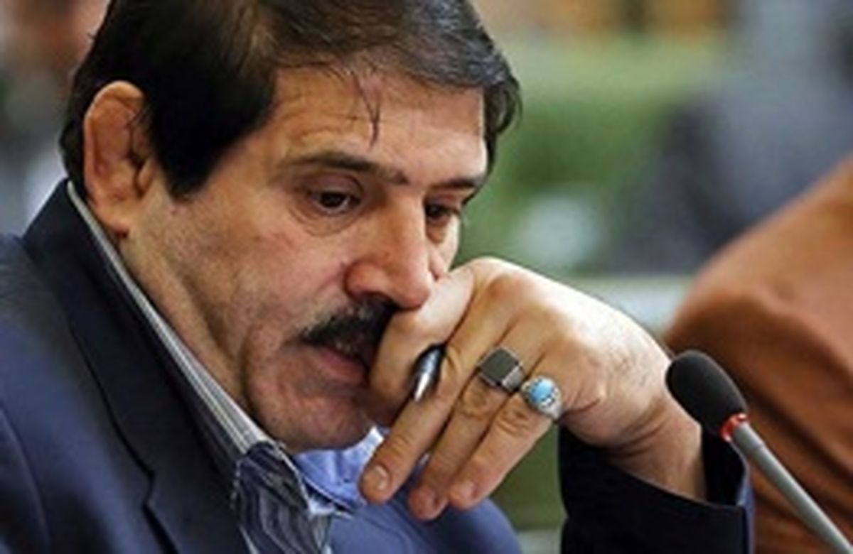 انتقاد تند عباس جدیدی از بازیگران سینما / این افراد بدون سناریو نمی‌توانند شاخ بز را جدا کنند