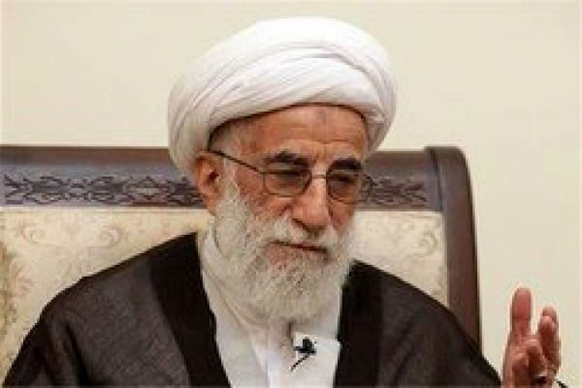 گرفتاری این است که نابسامانی‌ها را به پای رهبری می گذارند/ ترامپ می‌خواهد با روحانی دیدار کند