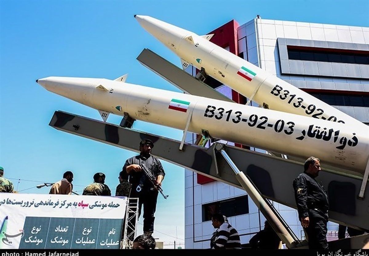 نماینده اهل سنت مجلس: پاسخ تروریست‌ها را با موشک می‌دهیم