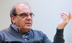 عباس عبدی: پس از کدکنی نوبت به مولوی و حافظ و سعدی و ... هم می‌رسد