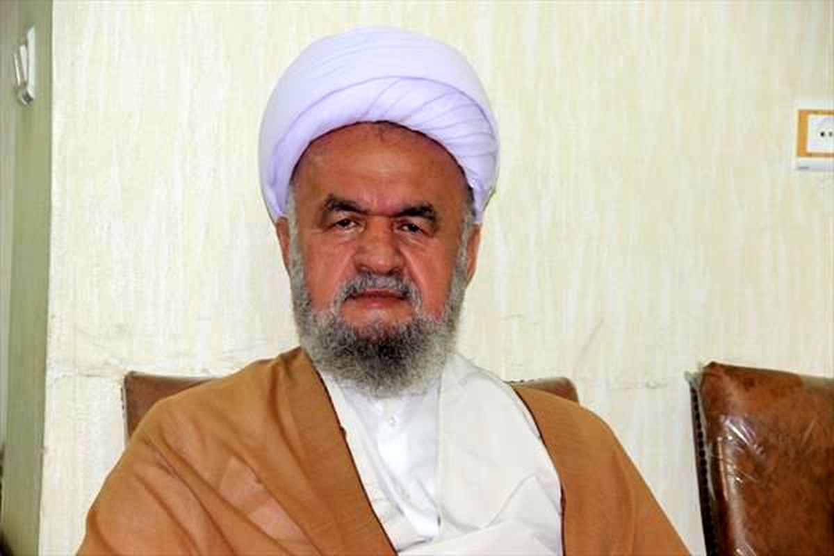 کاش مسئولان از شهامت امام حسین درس بگیرند/ صداقت در جامعه امروز کمرنگ‌ شده است