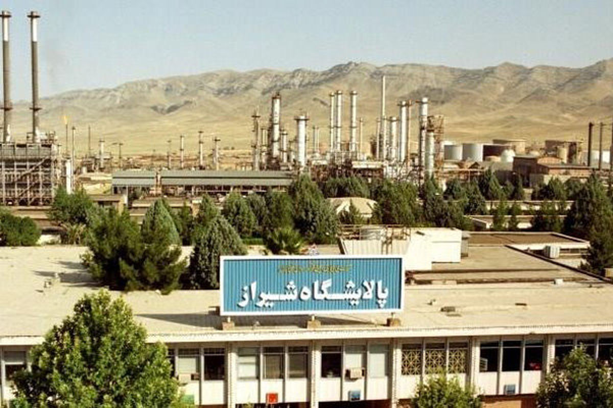 نصب راکتور ۳۰۰ تنی در قلب پالایشگاه شیراز