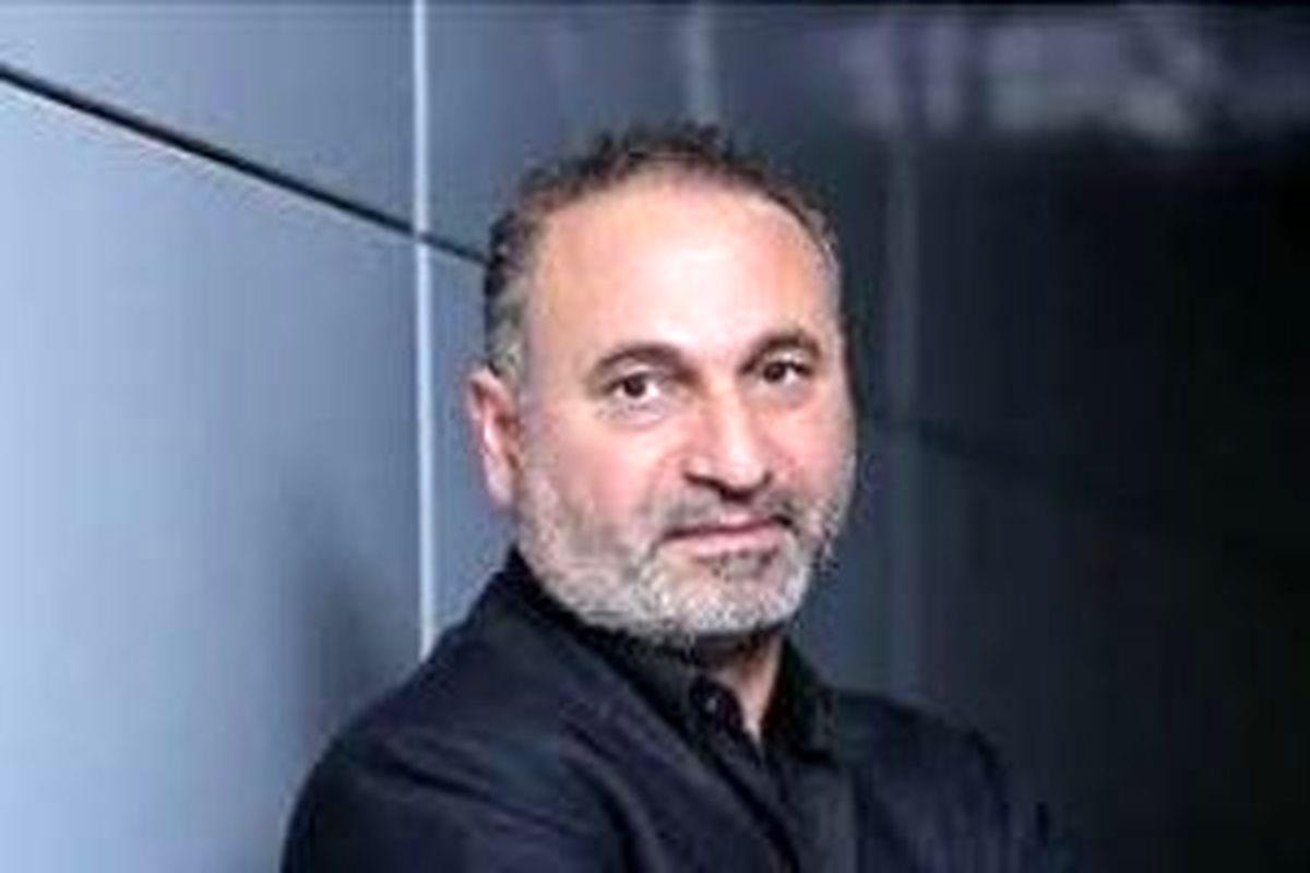 کلاه کمونیستیِ «حمید فرخ نژاد»
