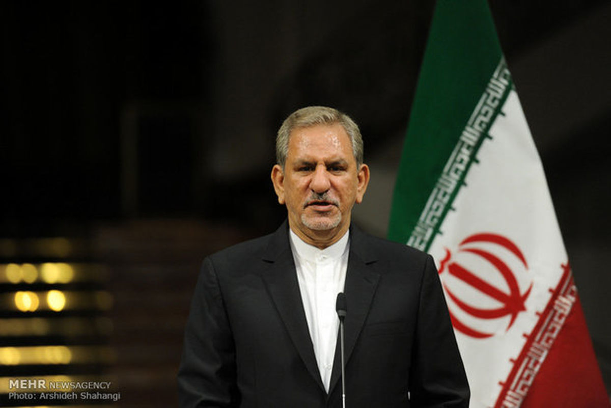دستور رهبری برای برداشت ۵۰۰میلیون دلار از صندوق توسعه برای دارو