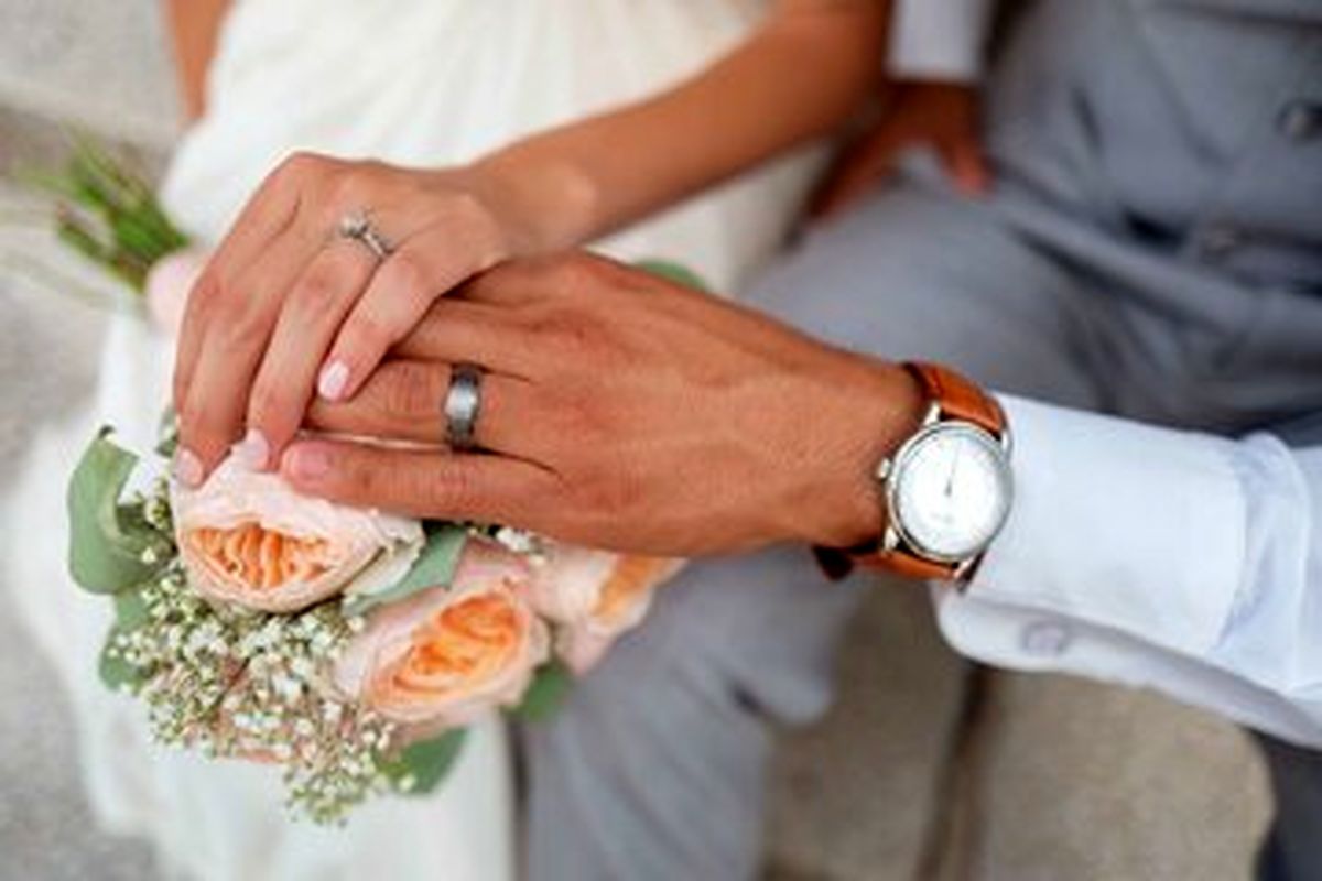 لباس عروس ها در مراسم ازدواج گروهی در نوار غزه/ عکس