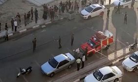 لحظه حضور پلیس در صحنه پیدا شدن جسد یک مرد در سطل زباله پرند/ ویدئو