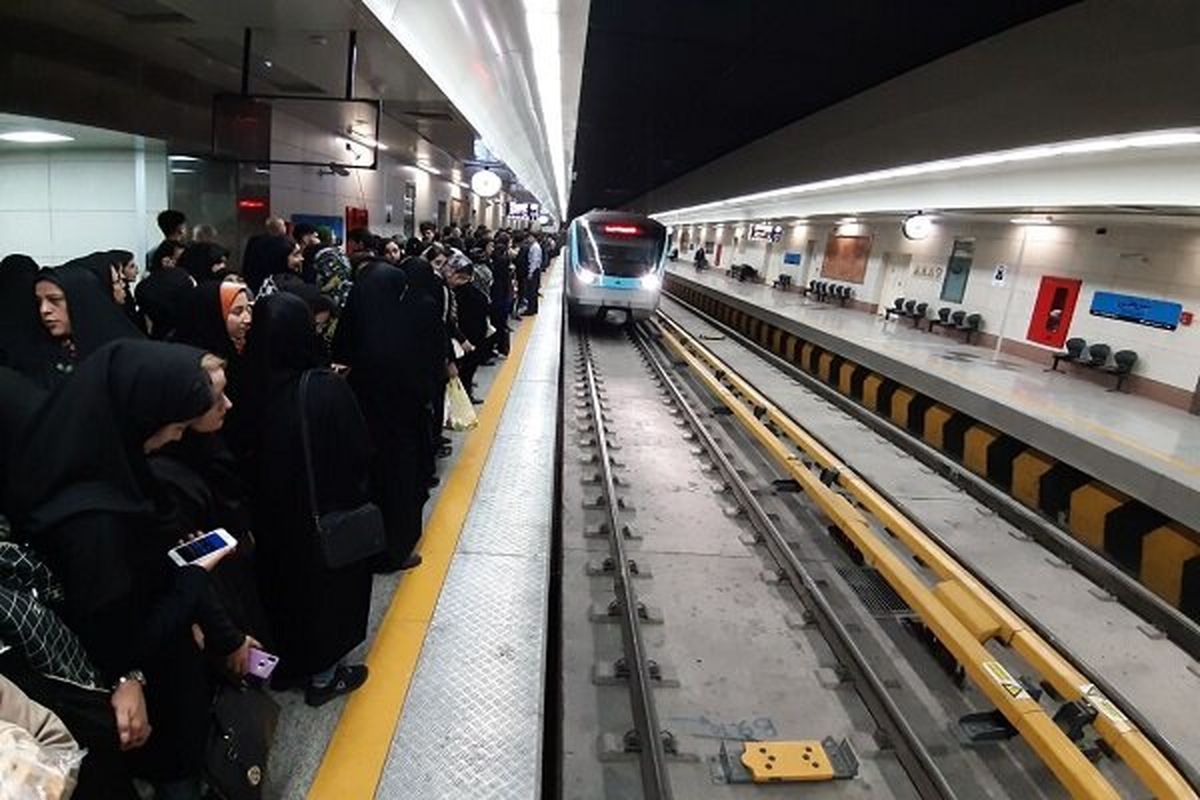 اتوبوس و مترو هفته اول مهر رایگان شد
