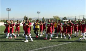 تمرین ایران در حضور تماشاگران در بیروت