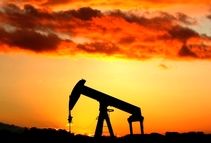 قیمت نفت تا ۲۰۰ دلار افزایش می‌یابد

