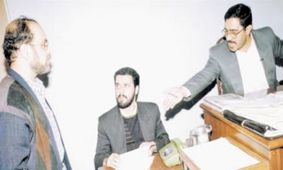 توقیف فله ای مطبوعات، ۲۳ سال قبل در شب یکشنبه ۴ اردیبهشت ۱۳۷۹/ عکس