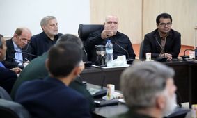معاون استاندار خوزستان: حل مشکلات تجاری و آبزی‌پروری هندیجان در دستور کار قرار گرفت/ تعیین تکلیف کالاهای ضبط شده بندر سجافی تا پایان هفته