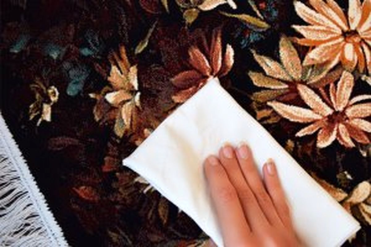​تابلو فرش را چگونه تمیز کنیم؟