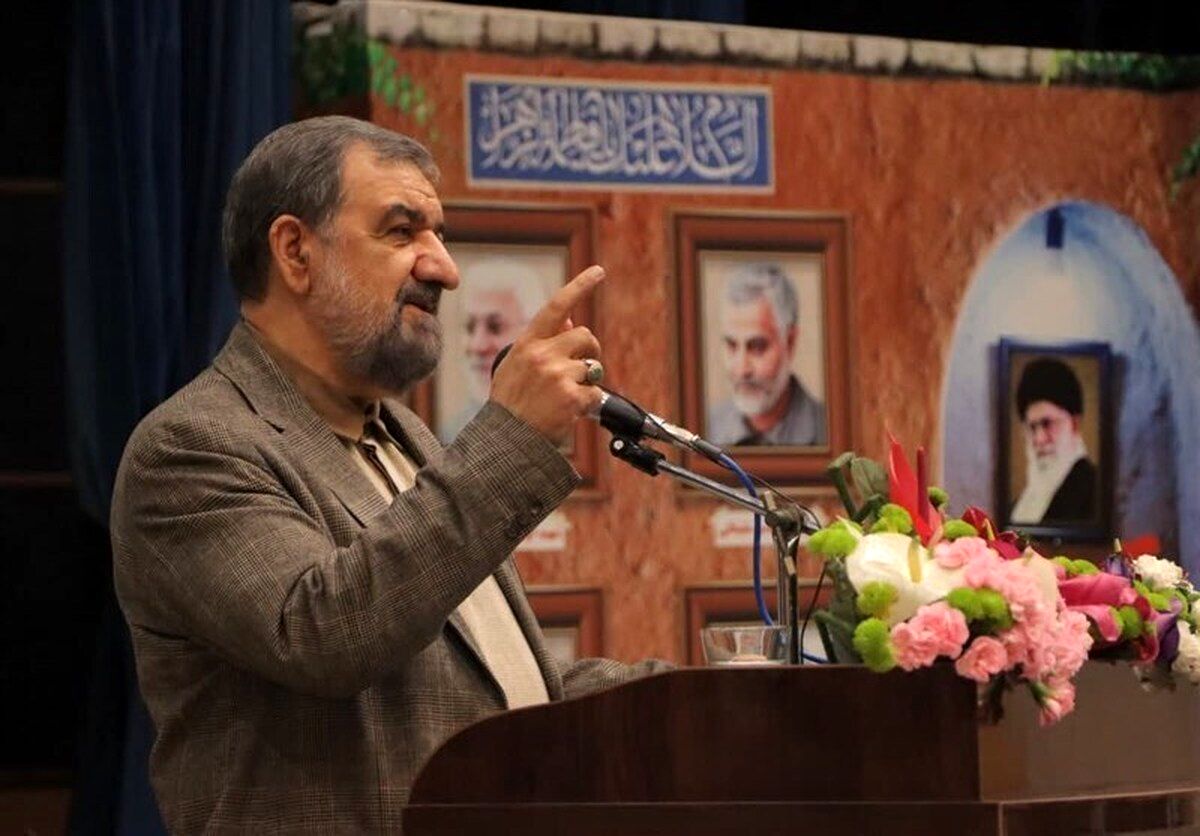 محسن رضایی استعفا داد‌

