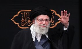 مراسم عزاداری شهادت حضرت زهرا (س) باحضور رهبر انقلاب برگزار شد/ تصاویر و ویدئو
