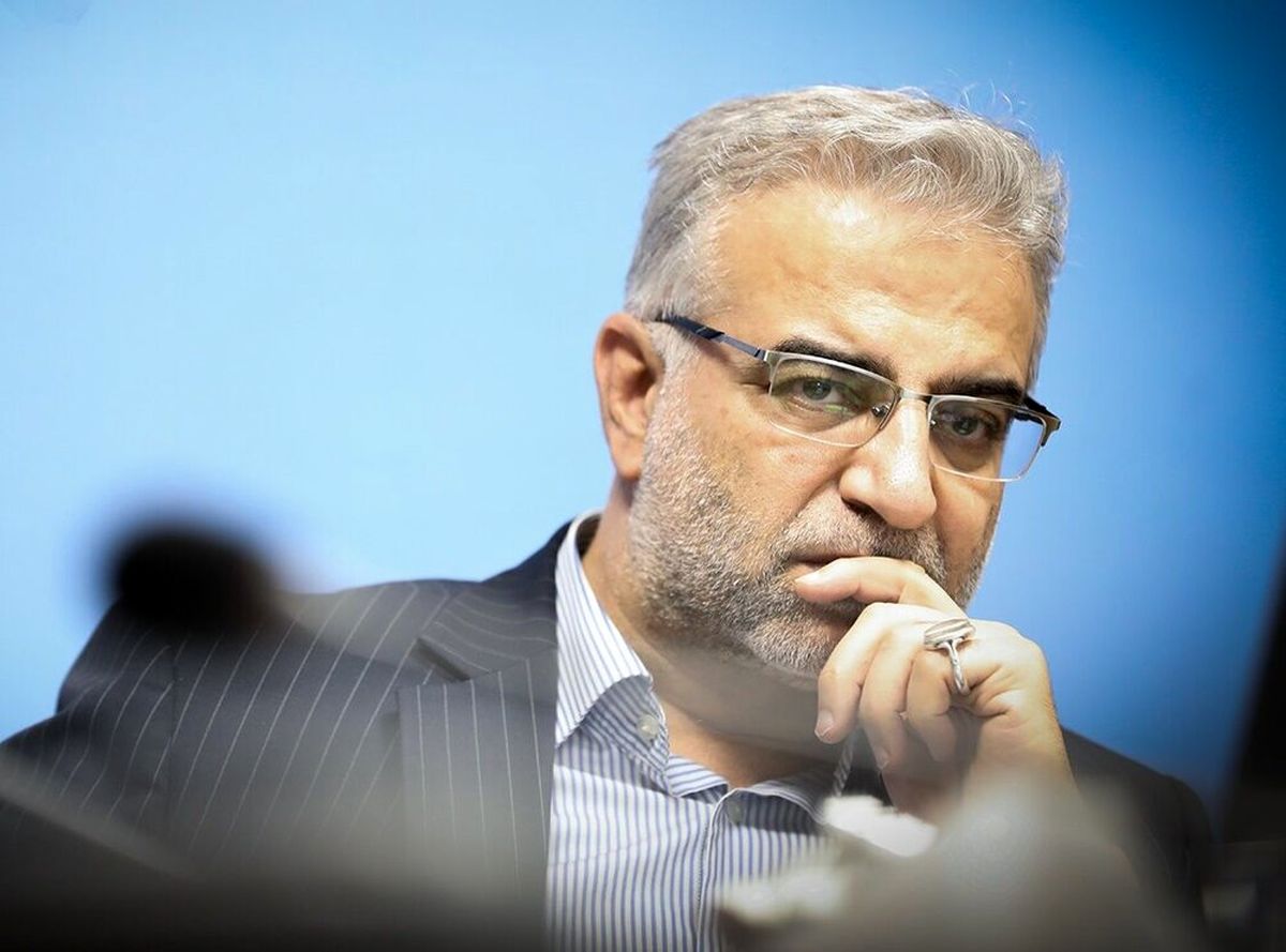 زاهدی وفا وزیر پیشنهادی کار به دلیل تابعیت دو فرزندش در مجلس به مشکل می‌خورد / فکر می‌کنم خود رئیسی هم در مورد او تجدید نظر کند