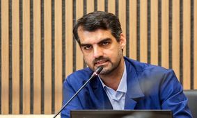 حمله روزنامه اصولگرا به نماینده قم برای حرفهایش درباره نوع برخورد دستگاه قضا با مهری طالبی‌ دارستانی/ به شورش علیه قوه قضاییه دعوت می کنی؟/ نماینده مردم باش و واقعیت را بگو