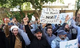 تجمع اعتراضی مقابل سفارت سوئد در تهران در محکومیت هتک حرمت قرآن کریم/ عکس
