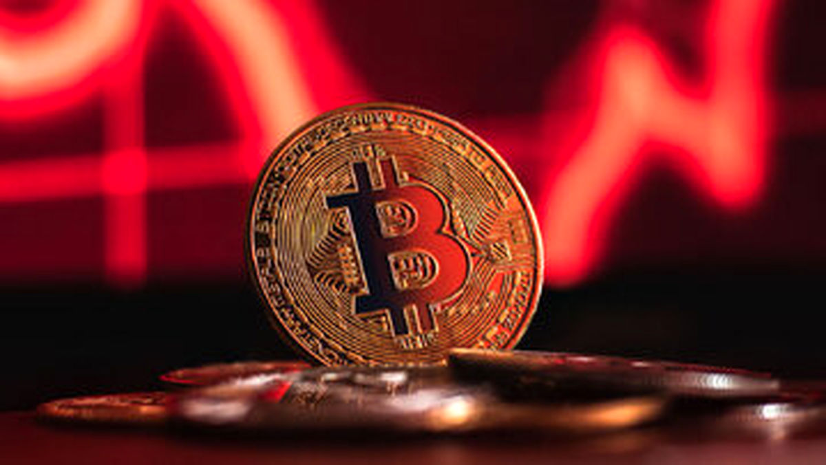 عقب گرد بیت کوین