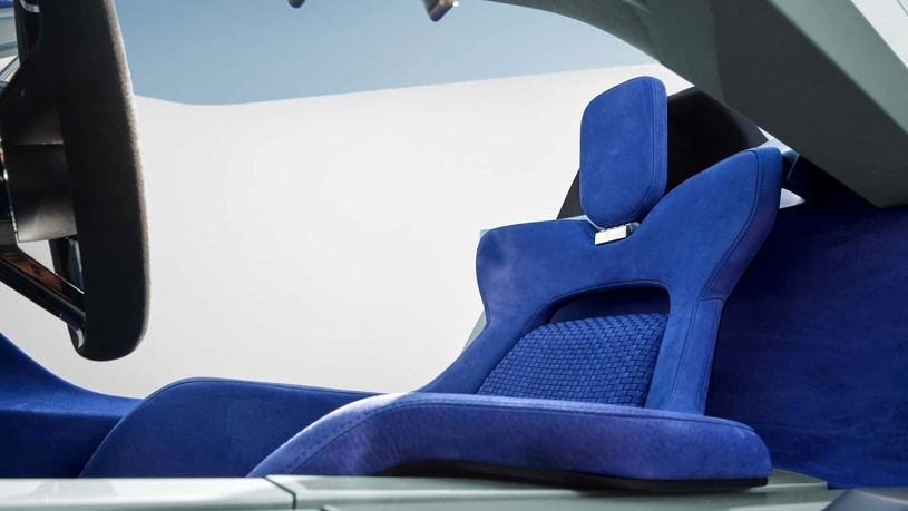 ترایمف تی آر25 مفهومی