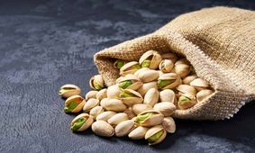 کانادا برای پسته ایران حرف و حدیث ساخت!