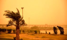 میزان گرد و غبار در ۱۳ شهر خوزستان بالای حد مجاز است