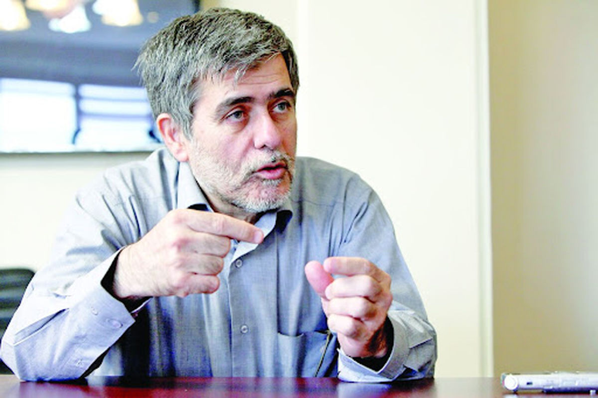 باید از غرب بابت بلوکه کردن پول‌ها خسارت می‌گرفتیم