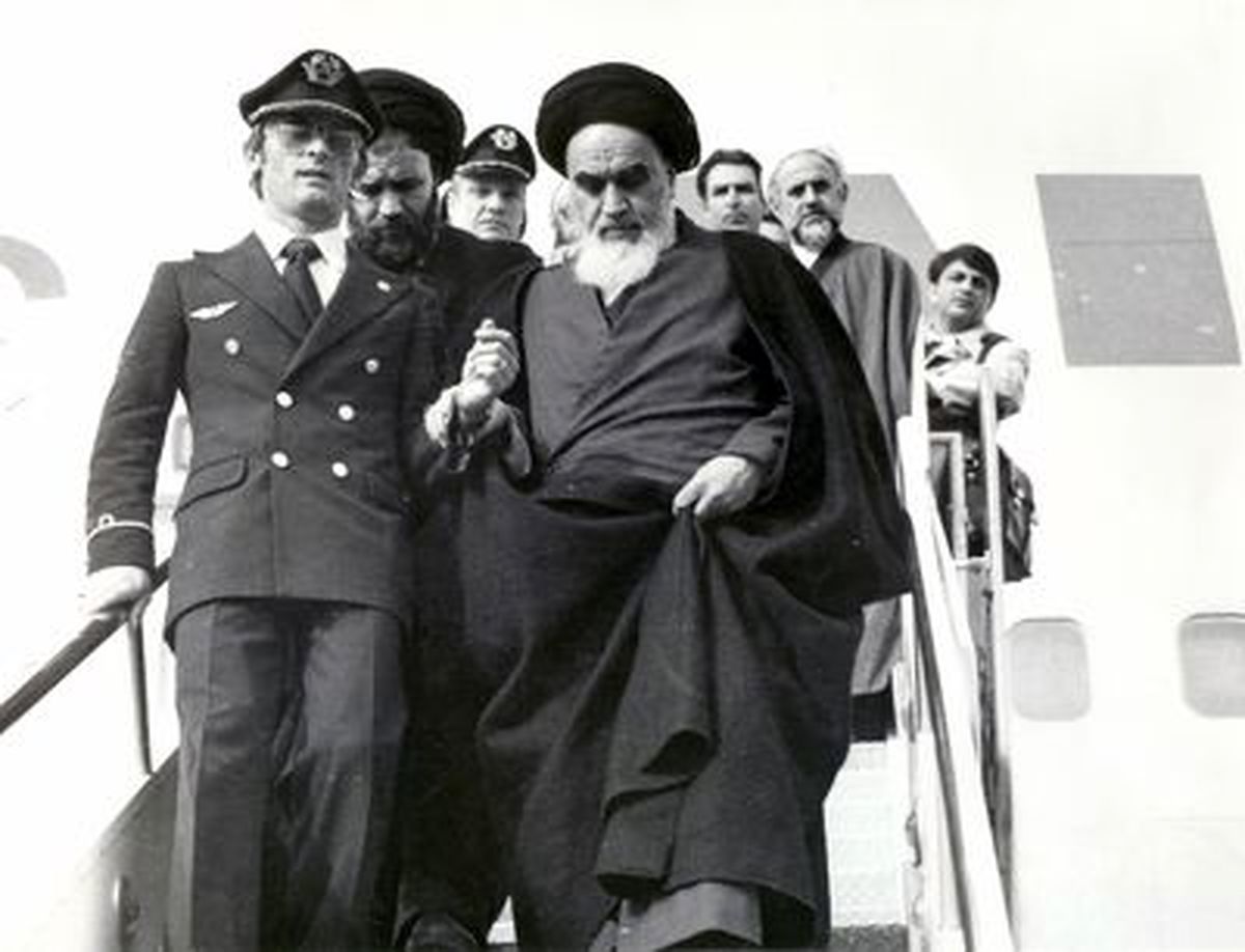 ماجرای حضور خبرنگاران خارجی در پرواز امام (ره)