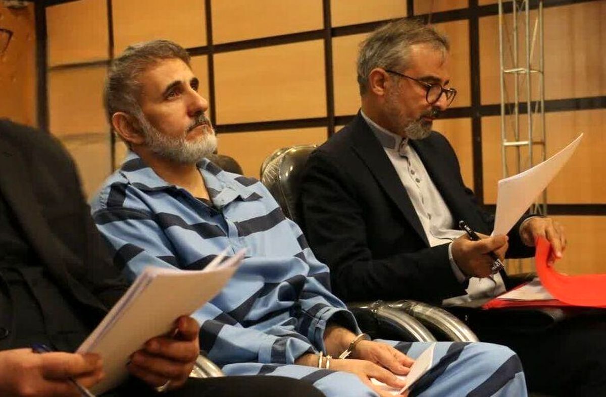قوه قضائیه: دادگاه رسیدگی به اتهامات صادق ساعدی‌نیا برگزار شد/ تشریح فعالیت‌های مجرمانه مدیرعامل شرکت صنعت غذایی و مدیر کافه‌های زنجیره‌ای ساعدی‌نیا در دعوت و حضور افراد در اغتشاشات و کودتای آمریکایی-صهیونی دی‌ماه

