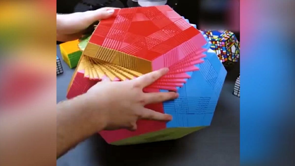 مراحل ساخت روبیک ۴۸۰۰ قطعه‌ای