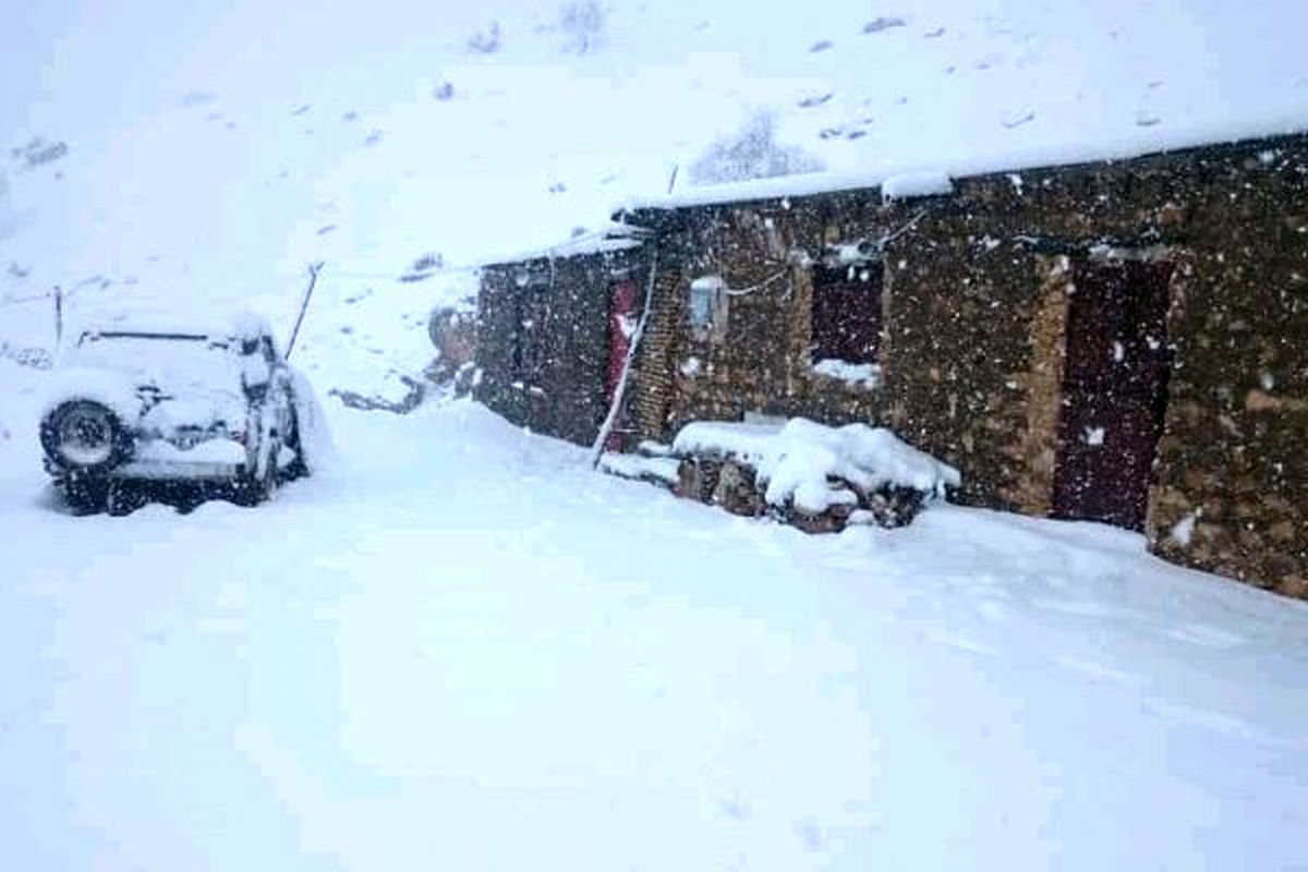 راه ۲۷۰ روستای آذربایجان غربی مسدود است/لزوم رعایت نکات ایمنی