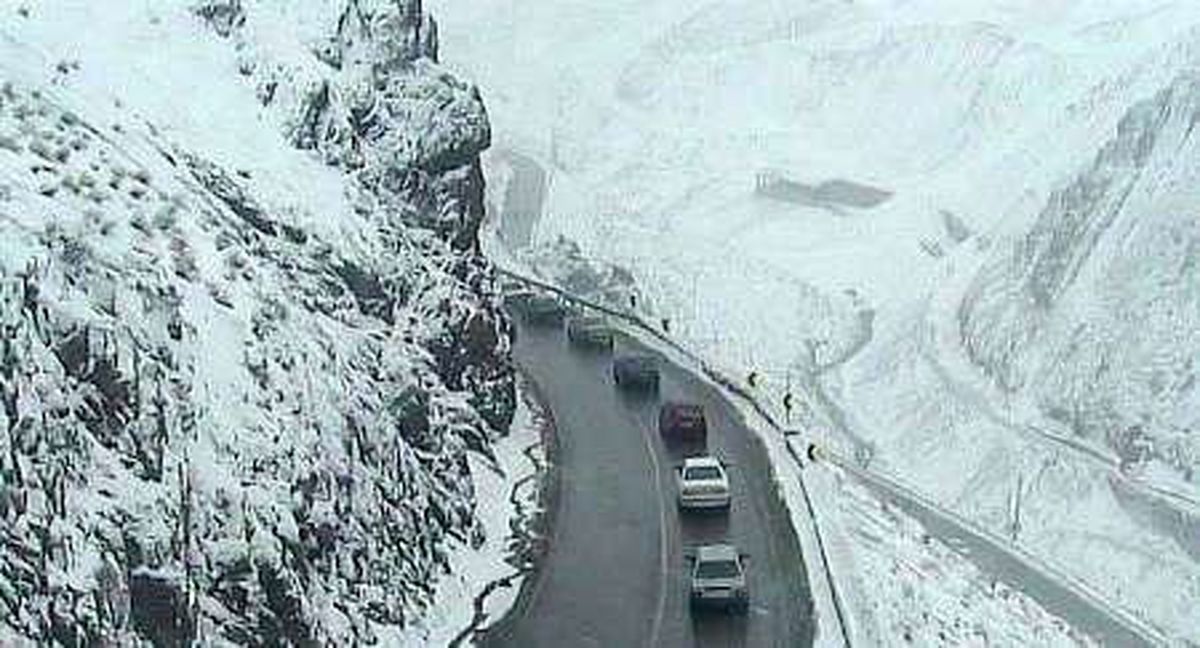 بارش برف در محورهای مواصلاتی مازندران