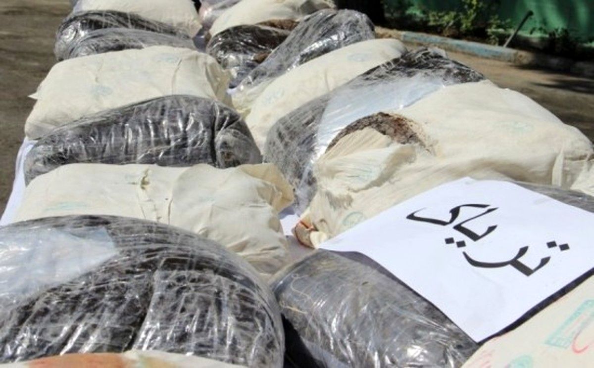 بازداشت 4 مسافر اتوبوس با 42 کیلو تریاک در بجستان خراسان رضوی
