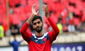 زانوی مدافع پرسپولیس جراحی شد