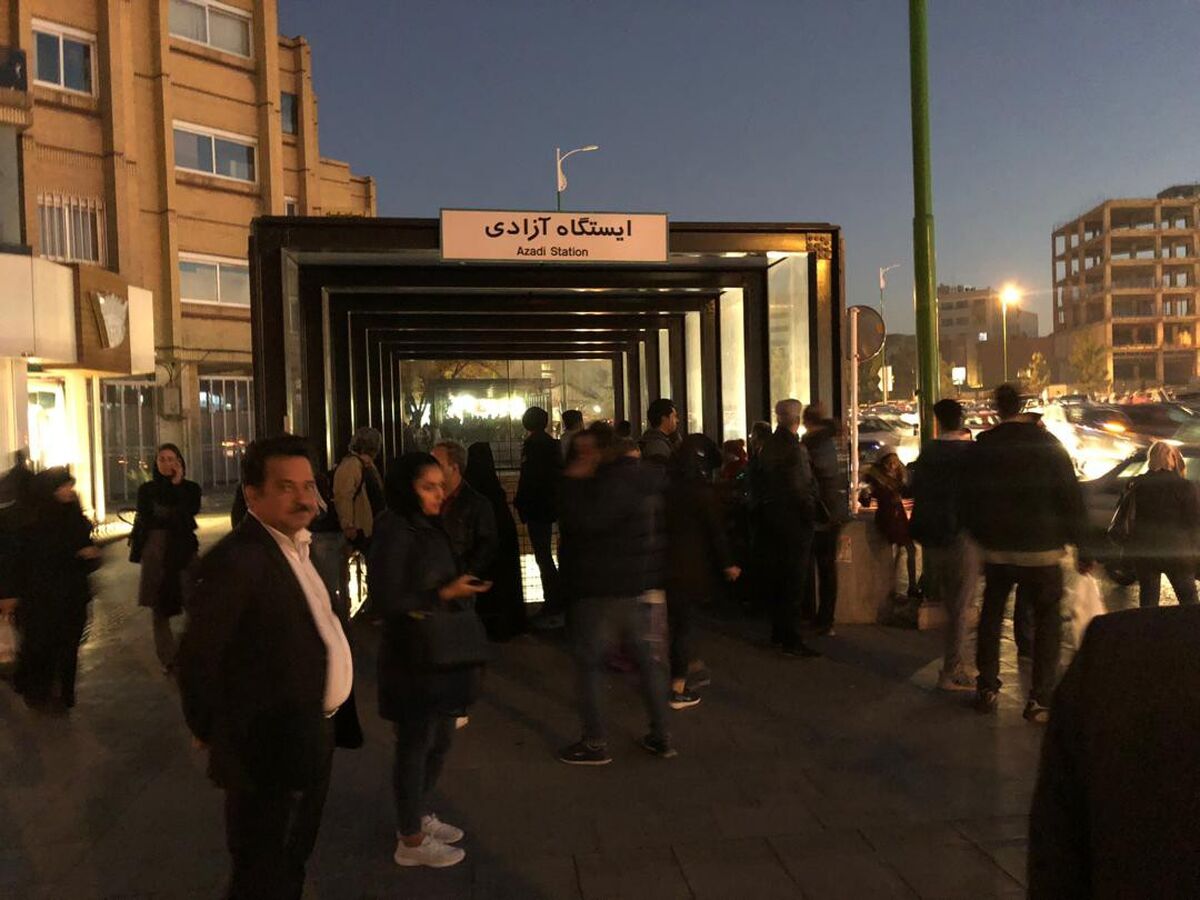 مترو اصفهان به دلیل قطع برق از مدار خارج شد