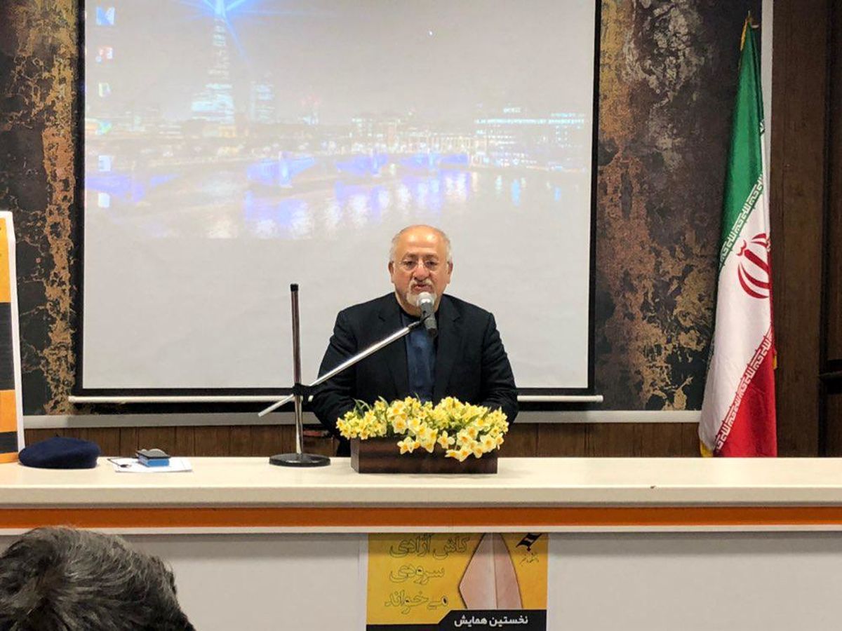 حق شناس: نگاه دولت به دانشجو مطلوب تر از گذشته است/ در وضع موجود باید دولت را در برابر دلواپسان حمایت کرد