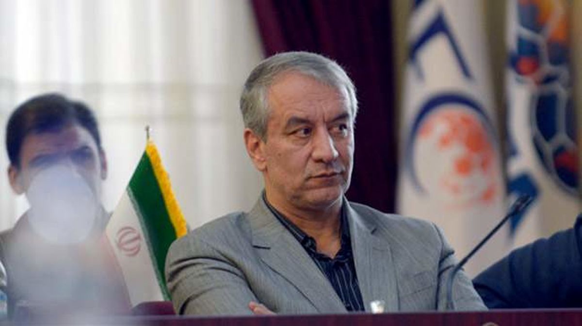 کفاشیان استعفا داد