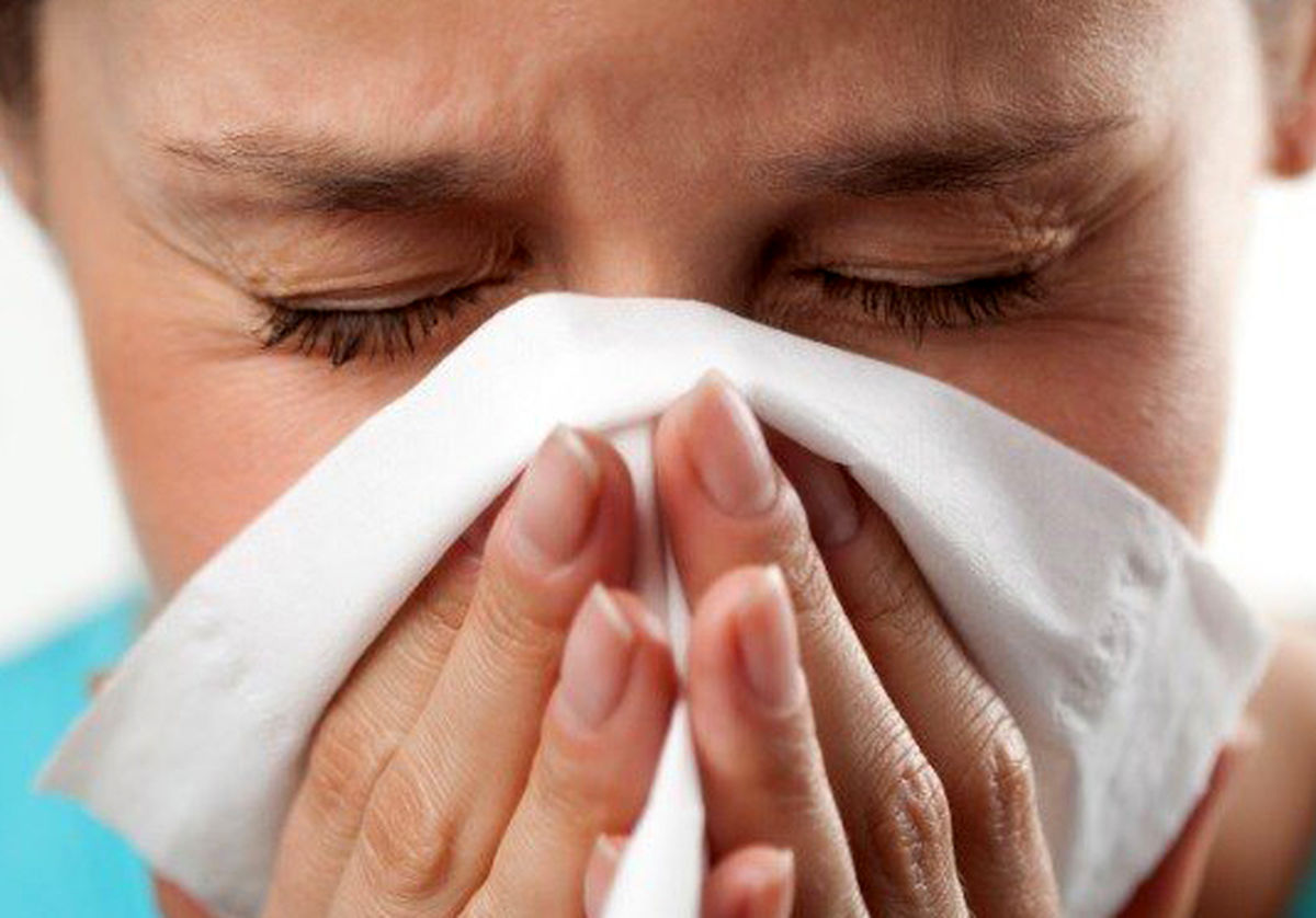 چگونه زمانی که دچار آنفلونزا شده‌ایم آب بدنمان را حفظ کنیم؟