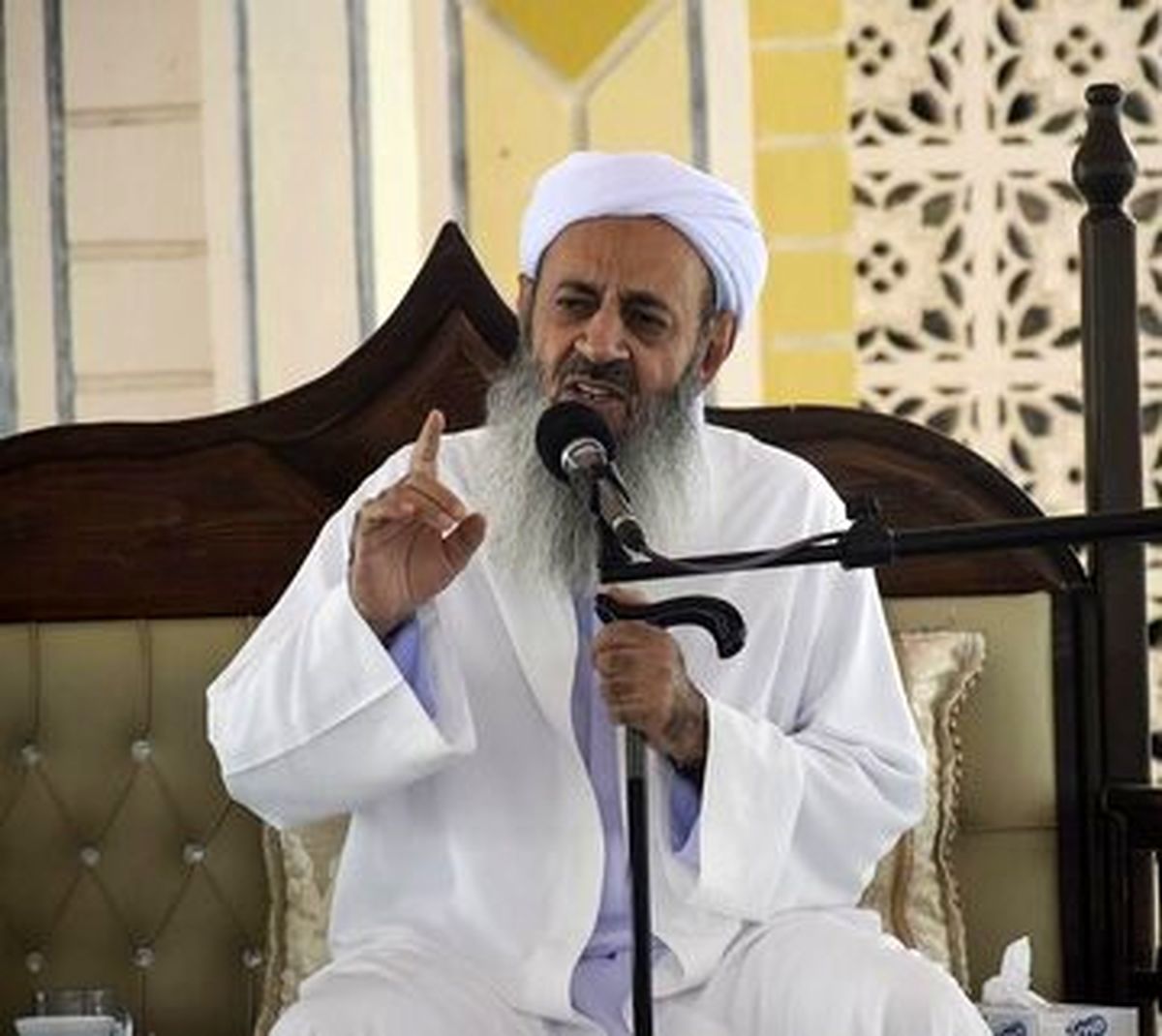 عوامل اصلی انتشار شایعه مسمومیت مولوی عبدالحمید بازداشت شدند

