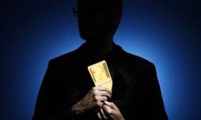 مباحث اقتصادی که از سوی مسوولین مطرح می شود عمدتا بندانگشتی است/ اراده لازم برای برخورد با فساد وجود ندارد/ سران سه قوه اقدامات موثری انجام ندادند