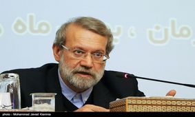 لاریجانی: جذب معلمان حق‌التدریسی روش غلطی است/افراد دچار سرگردانی ‌شده‌اند
