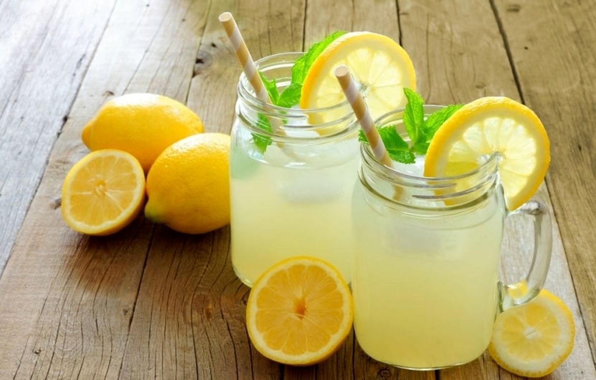 دو ترفند هوشمندانه برای تهیه سریع و آسان لیموناد