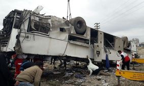 ۸ کشته و ۳۶ مصدوم در واژگونی اتوبوس اتوبان قم_تهران