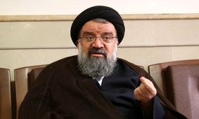 احمد خاتمی: اعضای خبرگان از وضعیت بی‌حجابی در کشور در عذابند؛ از آقای رئیس‌جمهوری می‌خواستند که علاجی برایش بیابد