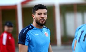 انتقاد از الاهلی به خاطر خانزاده