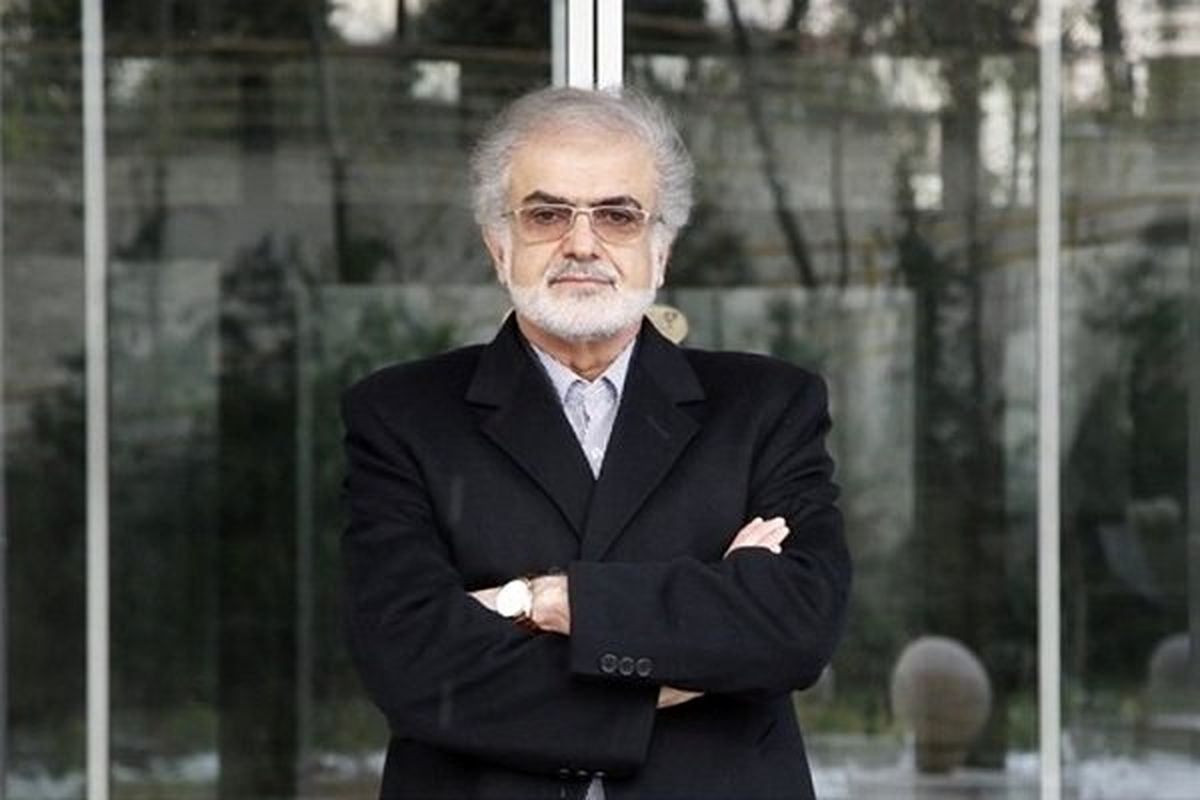 خروج جهانگیری از دولت به نفع اوست/ محبوبیت روحانی زیر ۱۰ درصد است