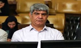 قانون منع به‌کارگیری بازنشستگان فقط برای بازنشسته کردن افشانی بود