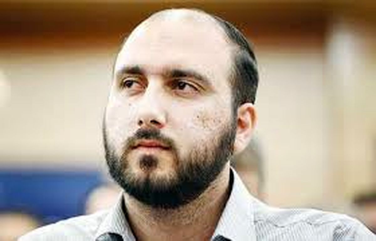 مدیر شبکه ۳ کار دست خودش داد!