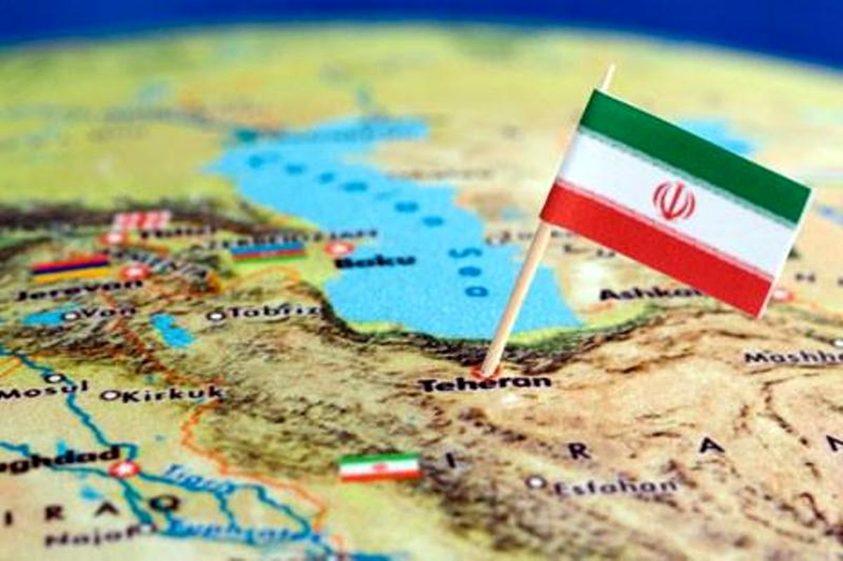 سردبیر میدل ایست آی: نبرد ایران، نبرد منطقه برای بقاست/ کشورهای منطقه باید امروز از ایران دفاع کنند