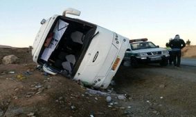 جزئیات واژگونی یک دستگاه اتوبوس بنز در سمنان