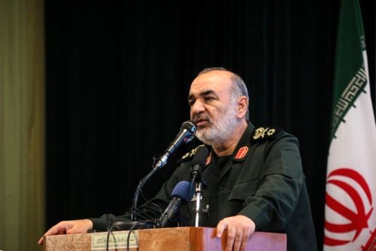 تبریک ظریف به فرمانده جدید سپاه